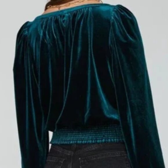 Gentle Fawn - Paramount - Picture 2 of 3